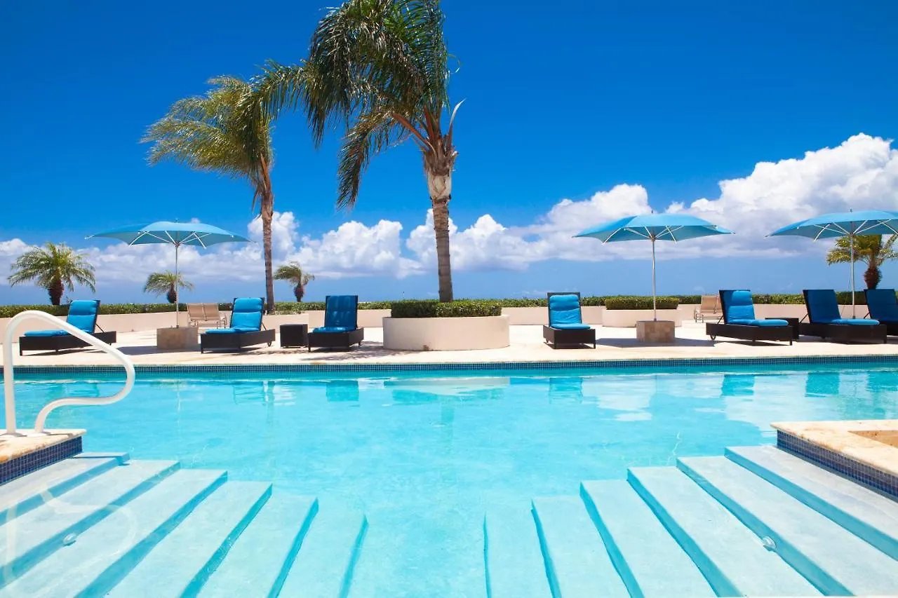 New Listing La Vista Azul Spacious 1 Bedroom Condo Turtle Cove 特克斯和凯科斯群岛